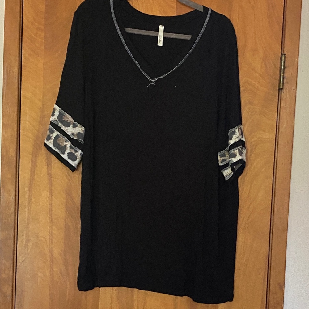 Black Women's V-Neck Top with Animal Print Sleeve Trim